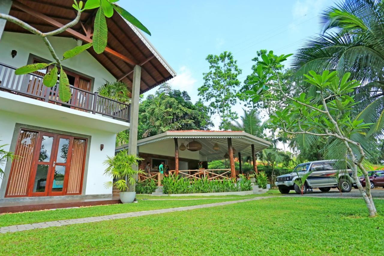 Villa Peacock Walahanduwa Exterior foto